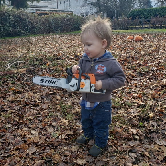 Meet your Posher, Michael - Picture 2 of 2